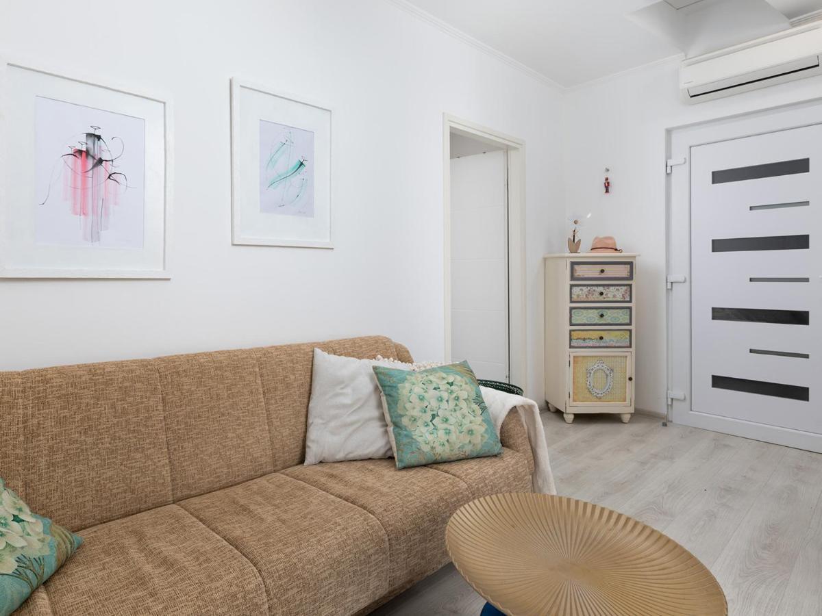 Apartment Tre Cuori By Irundo Ровинь Экстерьер фото